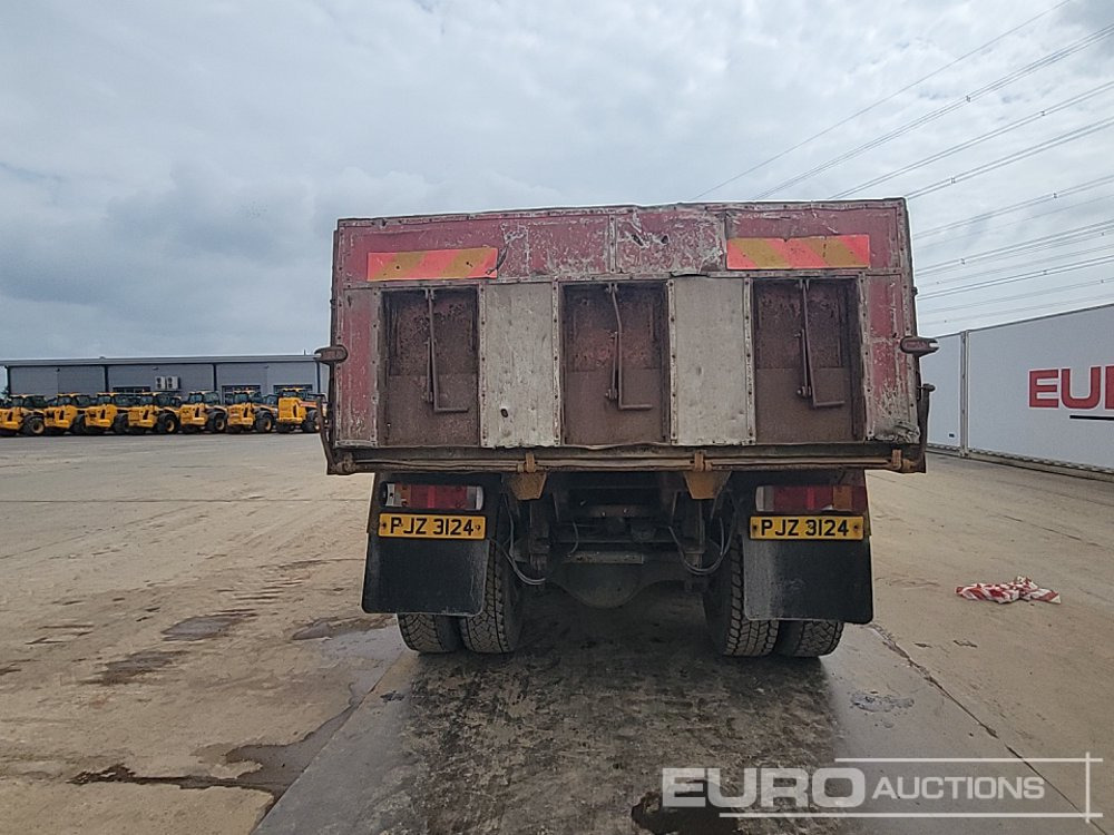 2000 Volvo FM7340 - Kravas automašīna pašizgāzējs: foto 4 2000 Volvo FM7340 - Kravas automašīna pašizgāzējs: foto 4