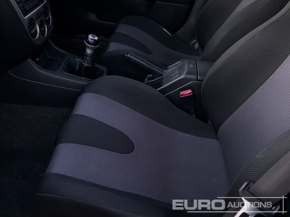 Vieglā automašīna 2001 Subaru Impreza: foto 20