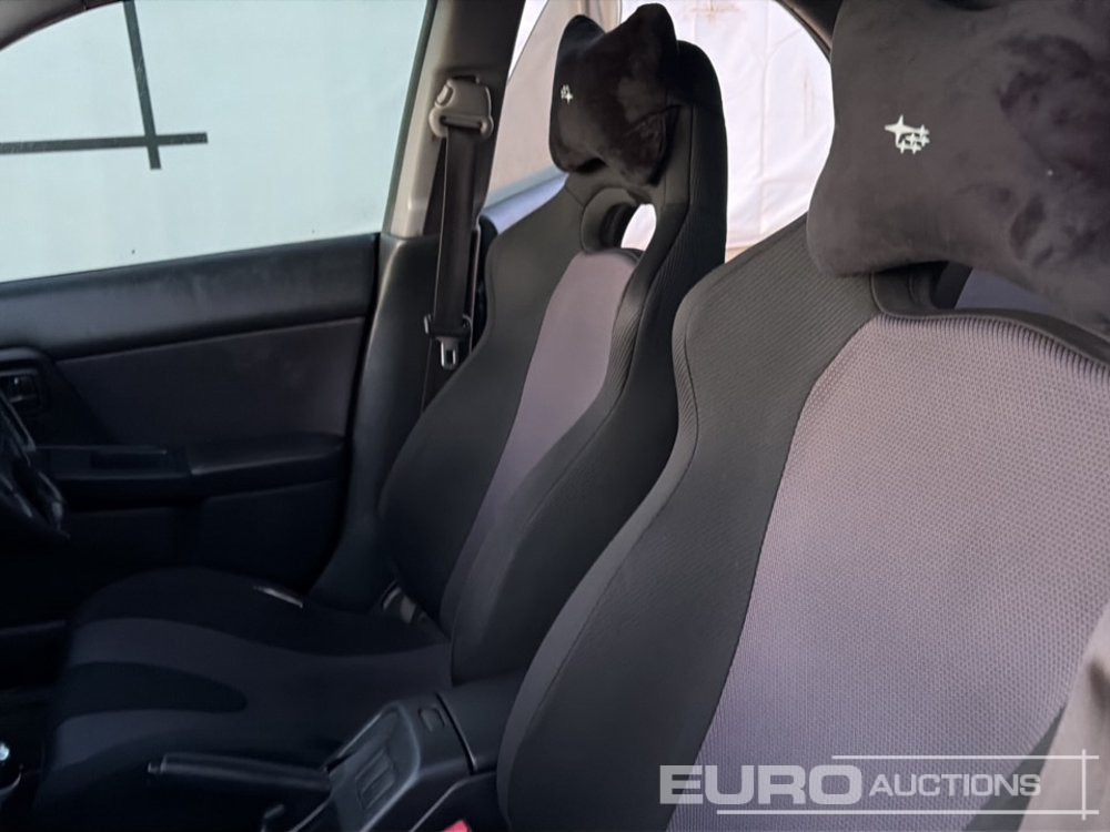 Vieglā automašīna 2001 Subaru Impreza: foto 19