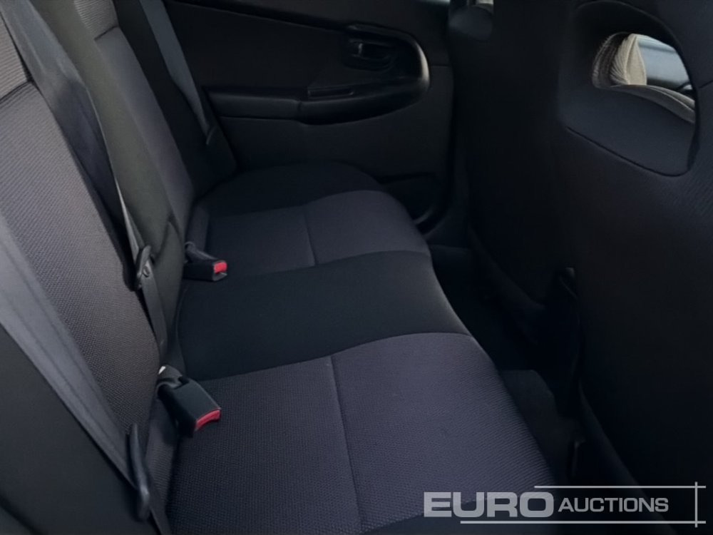 Vieglā automašīna 2001 Subaru Impreza: foto 14