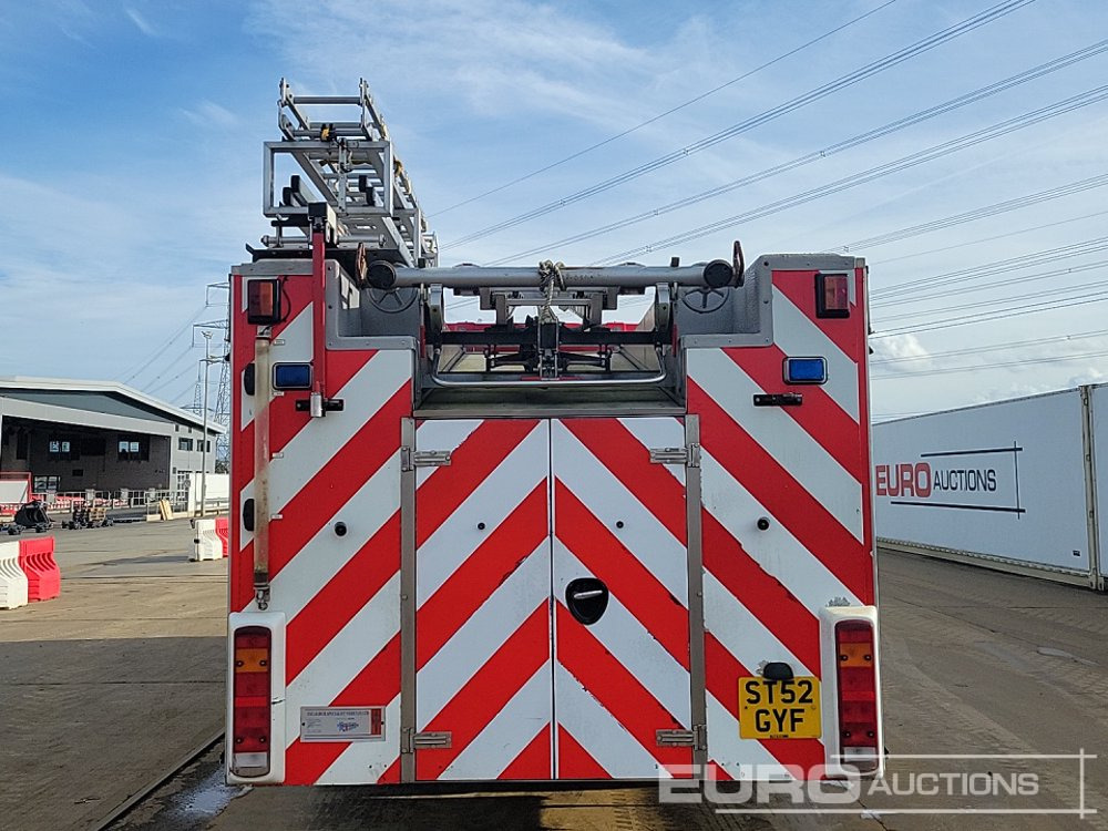 2002 Scania 260 94D - Ugunsdzēsēju mašīna: foto 4 2002 Scania 260 94D - Ugunsdzēsēju mašīna: foto 4