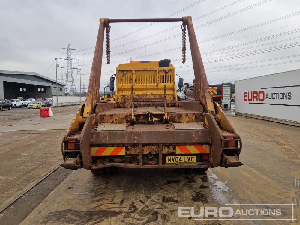 2004 DAF 55.220 - Būvgružu konteineru vedējs: foto 4 2004 DAF 55.220 - Būvgružu konteineru vedējs: foto 4