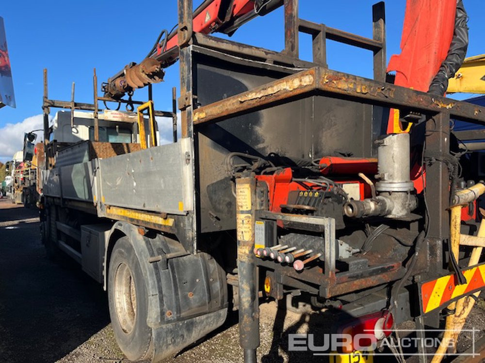 2004 DAF LF55.220 18 - Bortu kravas automašīna/ Platforma: foto 2 2004 DAF LF55.220 18 - Bortu kravas automašīna/ Platforma: foto 2