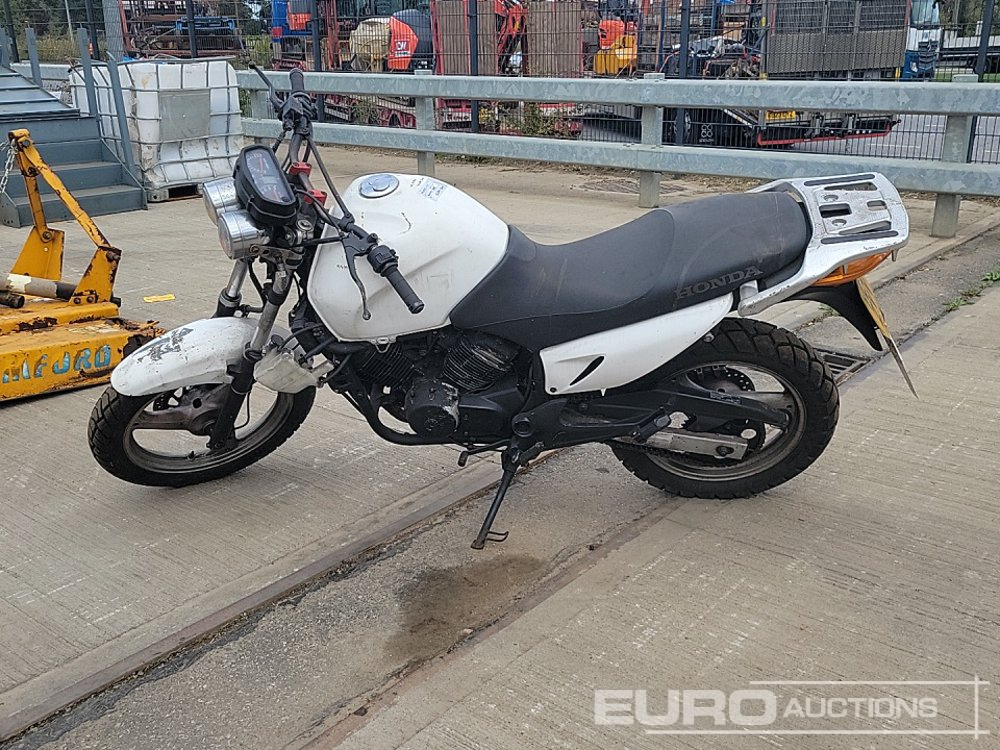 2004 Honda XL125 - Motocikls: foto 2 2004 Honda XL125 - Motocikls: foto 2
