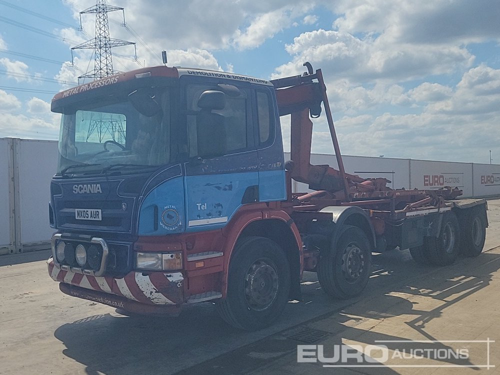 2005 Scania P380 - Pacēlājs ar āķi: foto 1 2005 Scania P380 - Pacēlājs ar āķi: foto 1