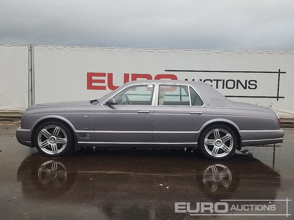 2006 Bentley Arnage - Vieglā automašīna: foto 2 2006 Bentley Arnage - Vieglā automašīna: foto 2