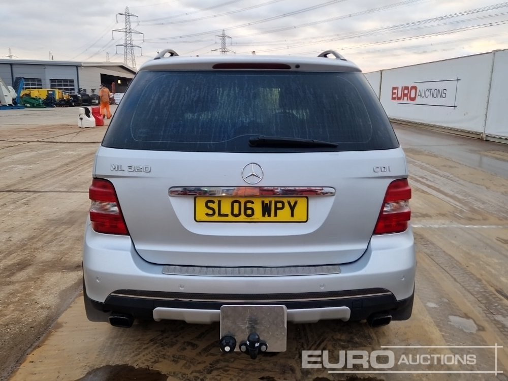 2006 Mercedes ML320 CDI - SUV: foto 4 2006 Mercedes ML320 CDI - SUV: foto 4