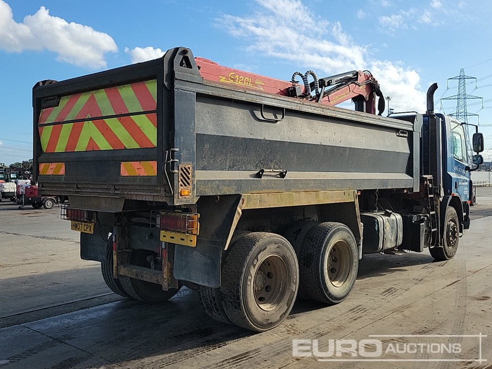 2007 DAF CF75 310 - Kravas automašīna pašizgāzējs, Kravas auto ar manipulatoru: foto 5 2007 DAF CF75 310 - Kravas automašīna pašizgāzējs, Kravas auto ar manipulatoru: foto 5