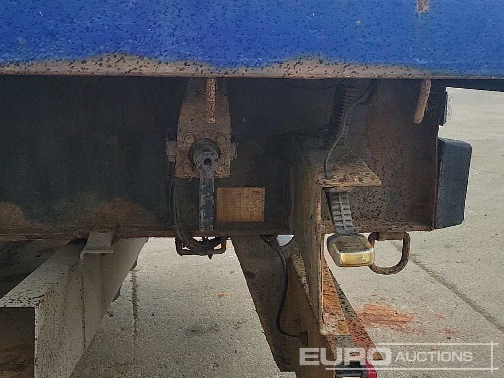 Bortu puspiekabe/ Platforma 2007 SDC Trailer Tri Axle Extendable Flatbed Trailer, Twist Locks, Rear Steer: foto 22