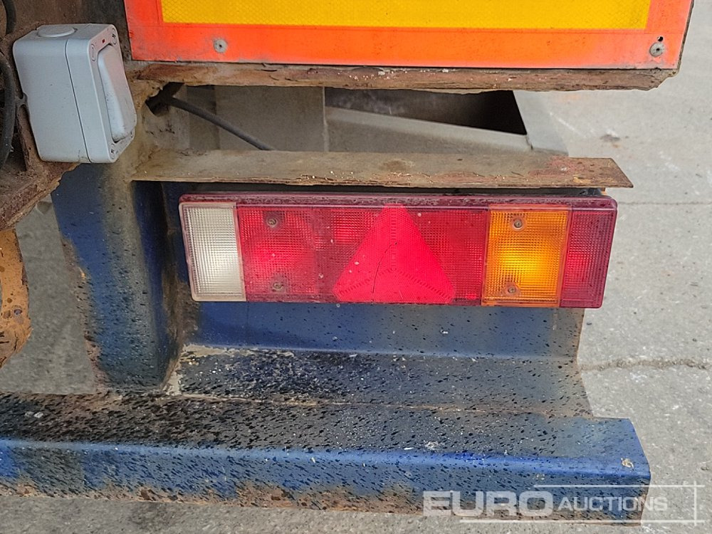 Bortu puspiekabe/ Platforma 2007 SDC Trailer Tri Axle Extendable Flatbed Trailer, Twist Locks, Rear Steer: foto 31