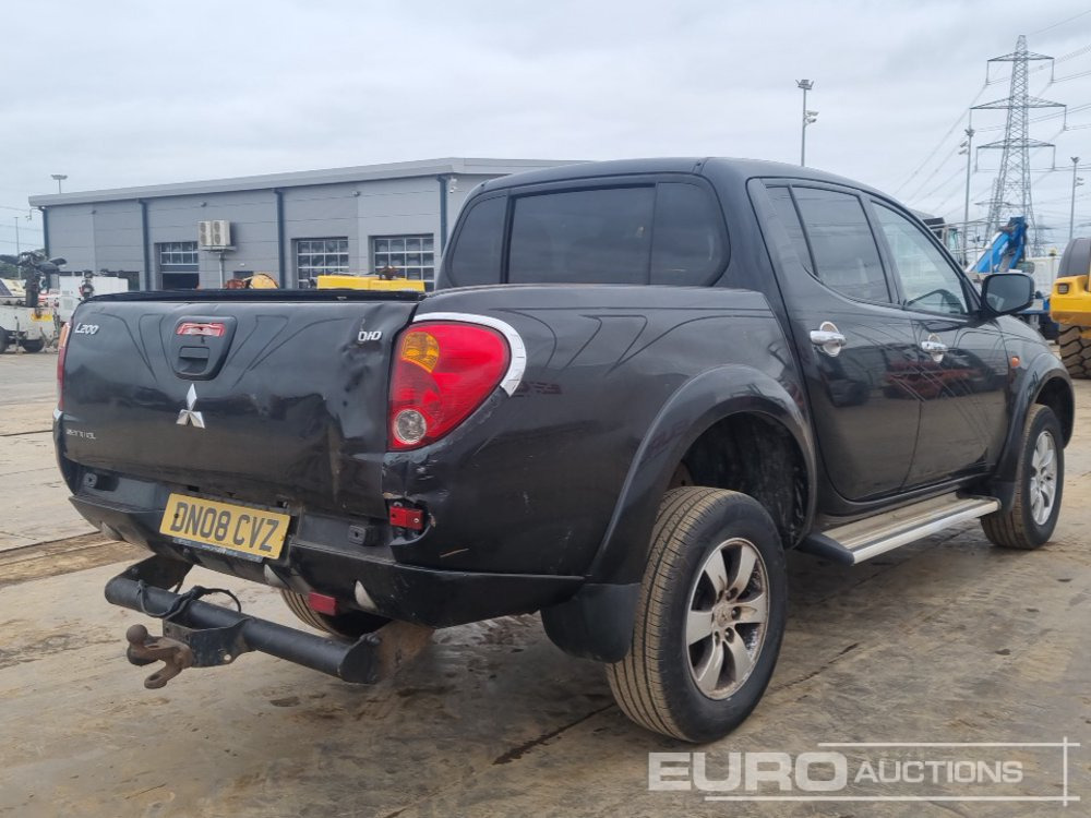 2008 Mitsubishi L200 - Pikaps: foto 5 2008 Mitsubishi L200 - Pikaps: foto 5