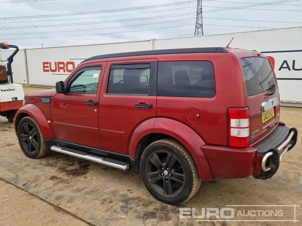 2009 Dodge Nitro - SUV: foto 3 2009 Dodge Nitro - SUV: foto 3