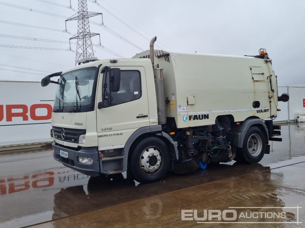 2009 Mercedes Atego 1318 - Ielu tīrīšanas mašīna: foto 1 2009 Mercedes Atego 1318 - Ielu tīrīšanas mašīna: foto 1
