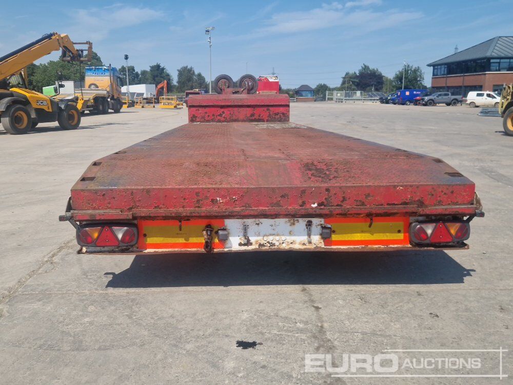 2009 TSR Tri Axle Extendable Stepframe Low Loader Trailer, Out Riggers, Rear Steer, Winch (Plating Certificate Available) - Bortu puspiekabe/ Platforma: foto 4 2009 TSR Tri Axle Extendable Stepframe Low Loader Trailer, Out Riggers, Rear Steer, Winch (Plating Certificate Available) - Bortu puspiekabe/ Platforma: foto 4