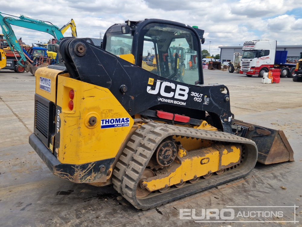 2010 JCB 300T - Kompaktiekrāvējs: foto 5 2010 JCB 300T - Kompaktiekrāvējs: foto 5