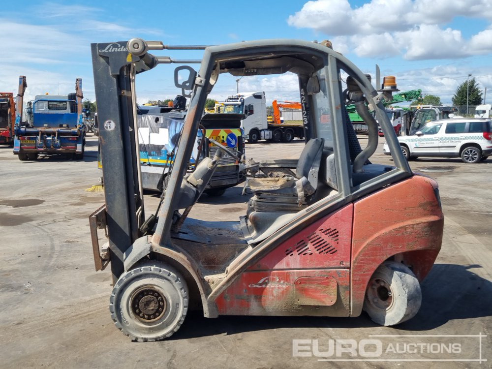 2010 Linde H25D-01 - Dīzeļiekrāvējs: foto 2 2010 Linde H25D-01 - Dīzeļiekrāvējs: foto 2