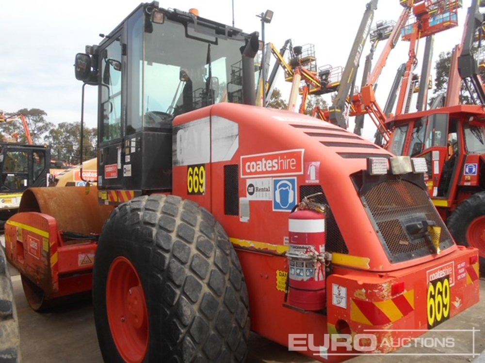 2011 CAT CS533XT Single Drum Vibrating Roller, A/C - Veltnis: foto 2 2011 CAT CS533XT Single Drum Vibrating Roller, A/C - Veltnis: foto 2