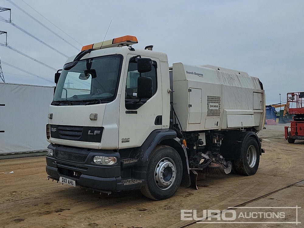 2011 DAF LF55.250 - Ielu tīrīšanas mašīna: foto 1 2011 DAF LF55.250 - Ielu tīrīšanas mašīna: foto 1