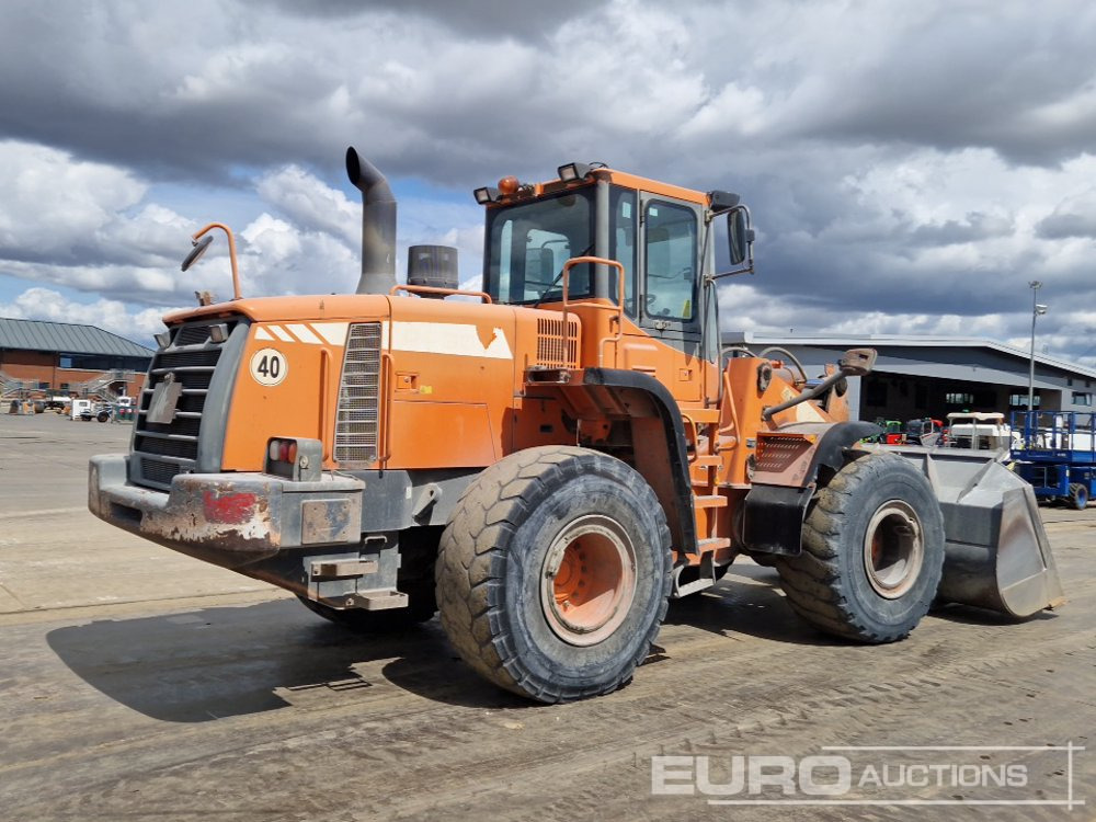 2011 Doosan DL300 - Riteņu iekrāvējs: foto 5 2011 Doosan DL300 - Riteņu iekrāvējs: foto 5