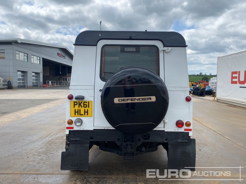 2011 Land Rover Defender 90 - SUV: foto 4 2011 Land Rover Defender 90 - SUV: foto 4