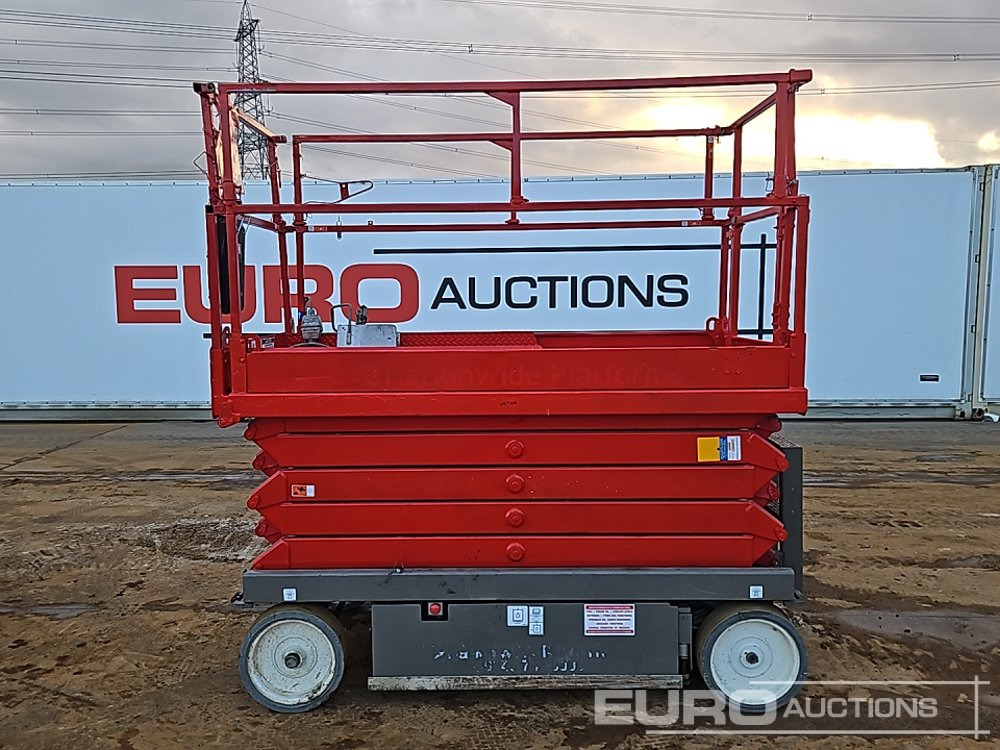 2012 SkyJack SJ4632 - Šķērveida pacēlājs: foto 2 2012 SkyJack SJ4632 - Šķērveida pacēlājs: foto 2