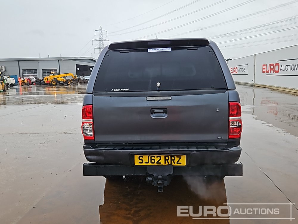 2012 Toyota Hilux - Pikaps: foto 5 2012 Toyota Hilux - Pikaps: foto 5