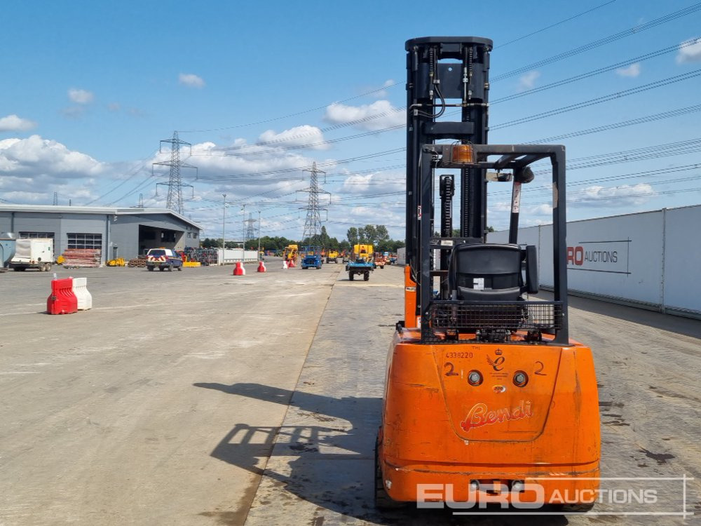 2013 Bendi B318-72SS - Autokrāvējs: foto 4 2013 Bendi B318-72SS - Autokrāvējs: foto 4