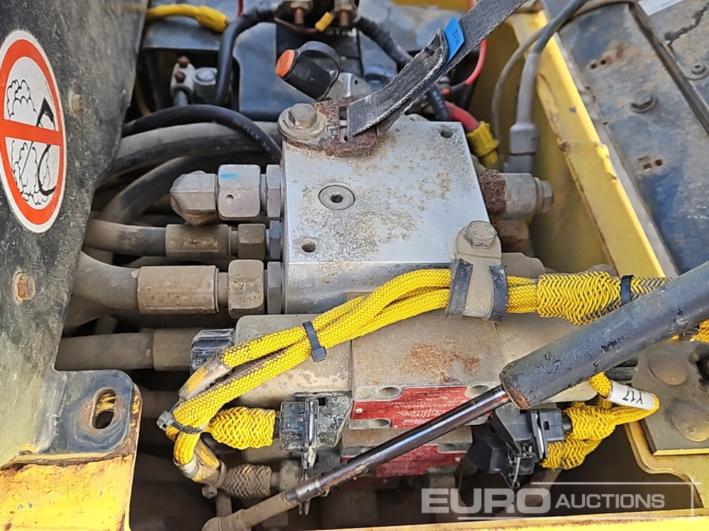 Asfalta ieklāšanas tehnika 2013 Bomag BMP8500: foto 33