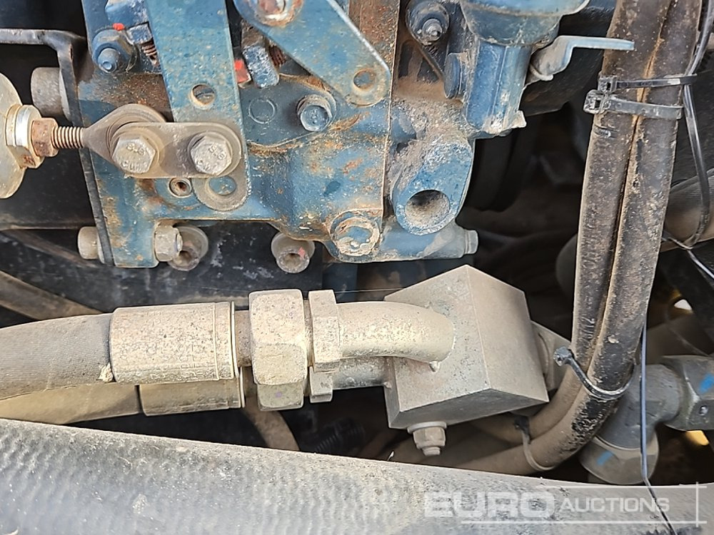 Asfalta ieklāšanas tehnika 2013 Bomag BMP8500: foto 29