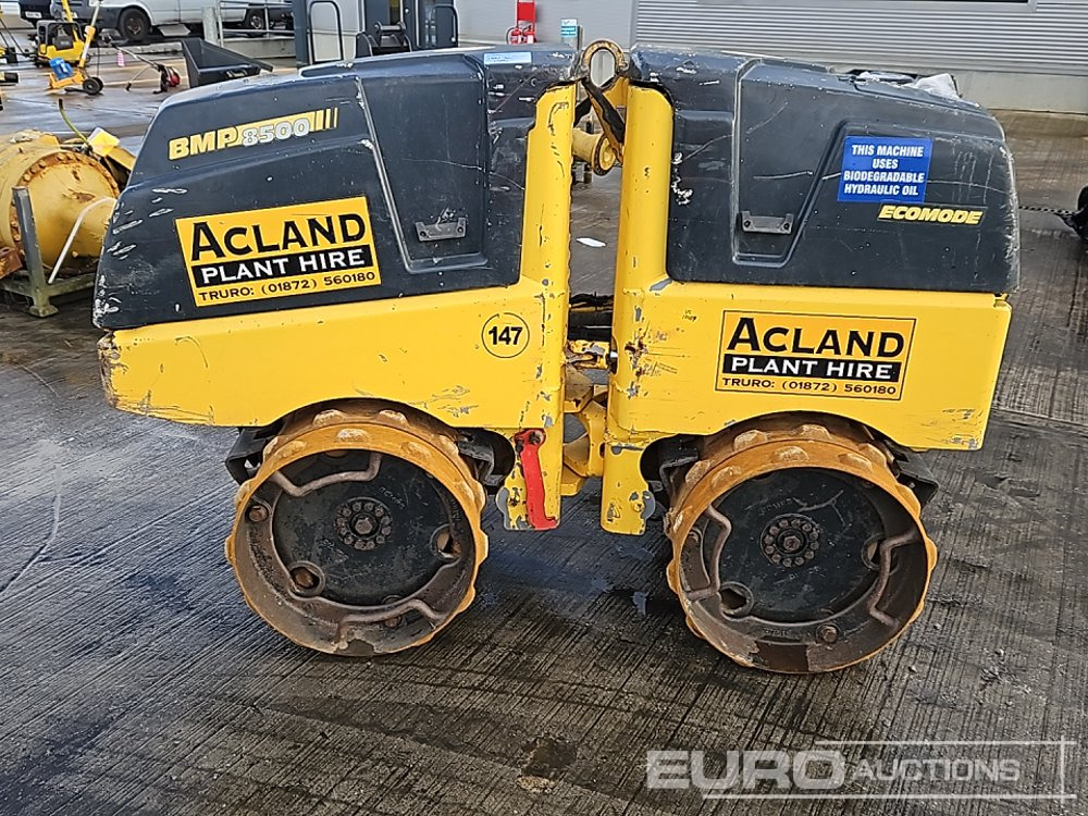 Asfalta ieklāšanas tehnika 2013 Bomag BMP8500: foto 6