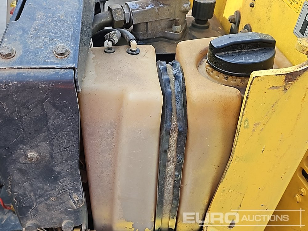 Asfalta ieklāšanas tehnika 2013 Bomag BMP8500: foto 37