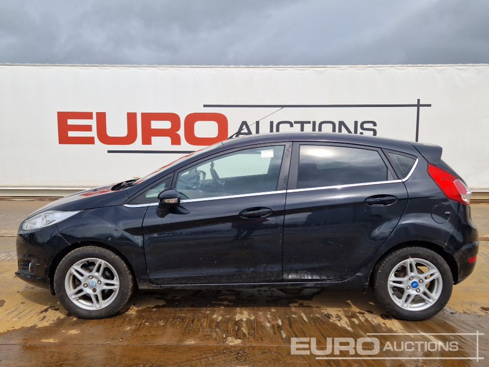 2013 Ford Fiesta - Vieglā automašīna: foto 2 2013 Ford Fiesta - Vieglā automašīna: foto 2