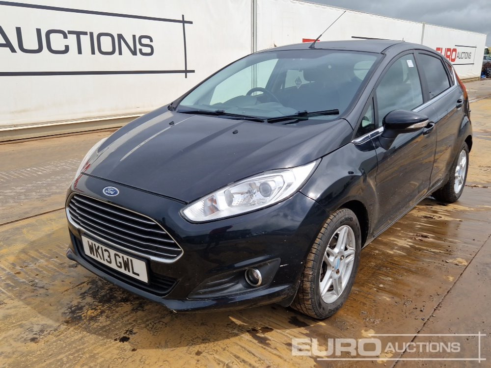 2013 Ford Fiesta - Vieglā automašīna: foto 1 2013 Ford Fiesta - Vieglā automašīna: foto 1