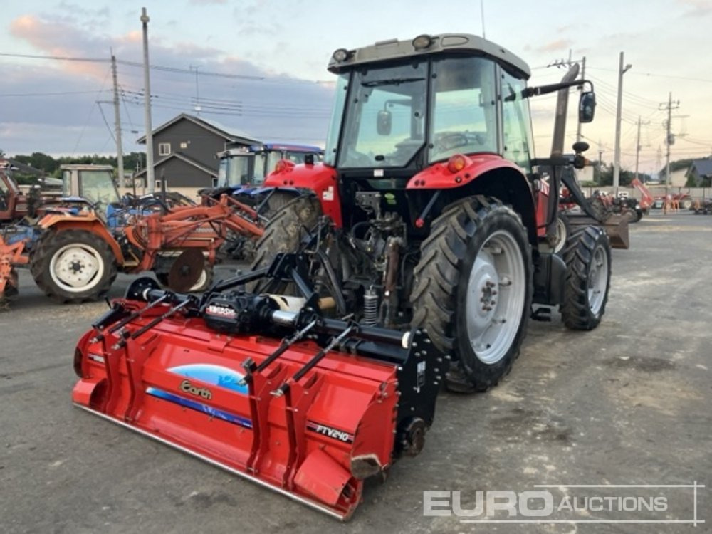2013 Massey Ferguson 5445 - Traktors: foto 3 2013 Massey Ferguson 5445 - Traktors: foto 3