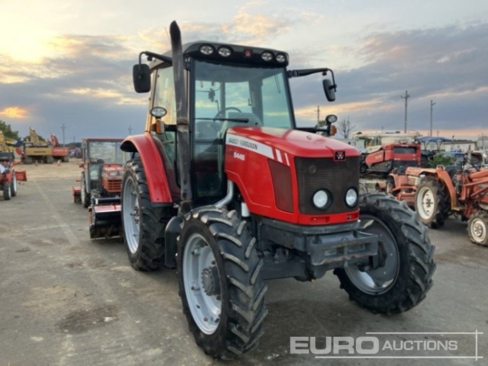 2013 Massey Ferguson 5445 - Traktors: foto 2 2013 Massey Ferguson 5445 - Traktors: foto 2