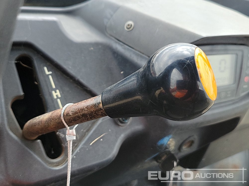 Kvadricikls 2014 Kubota RTVX900M: foto 27