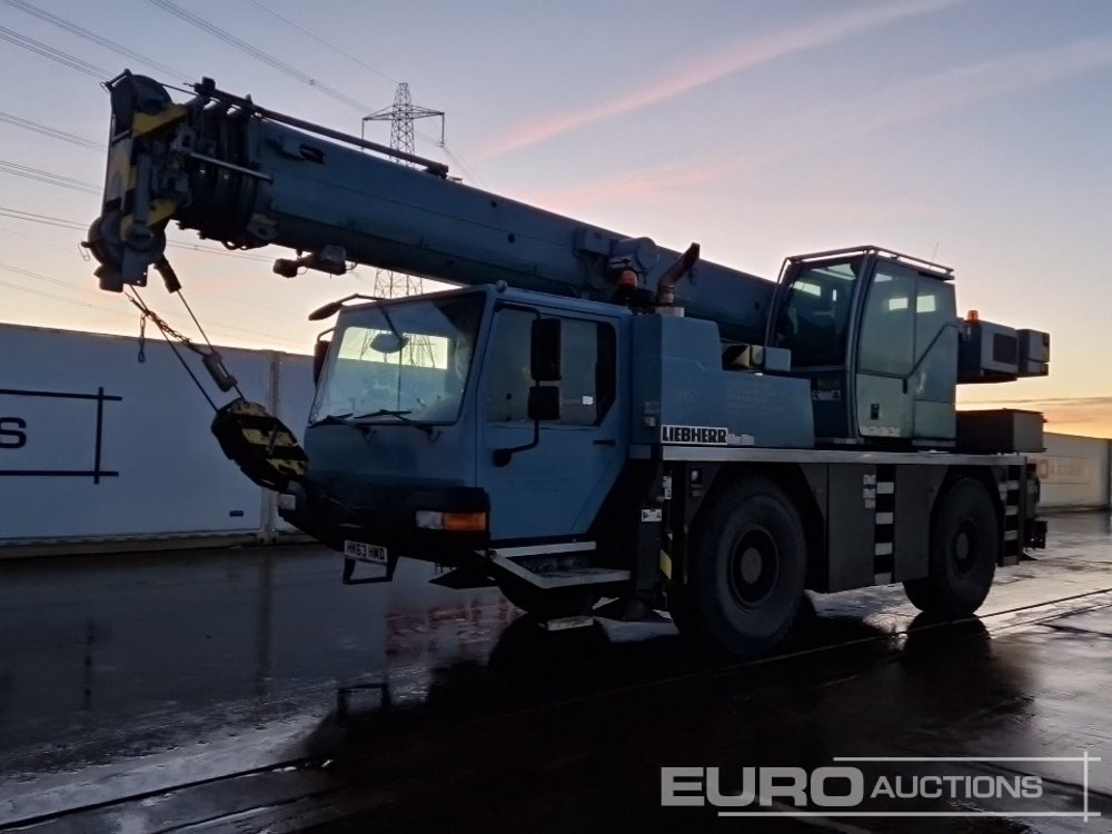 2014 Liebherr UTM 820 - Celtnis nelīdzenām virsmām: foto 1 2014 Liebherr UTM 820 - Celtnis nelīdzenām virsmām: foto 1