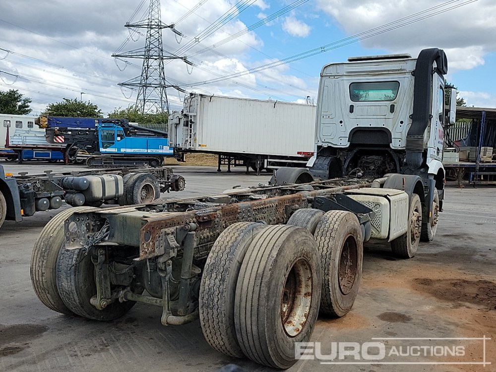 2014 Mercedes Arocs 3240 - Šasija kravas automašīna: foto 5 2014 Mercedes Arocs 3240 - Šasija kravas automašīna: foto 5
