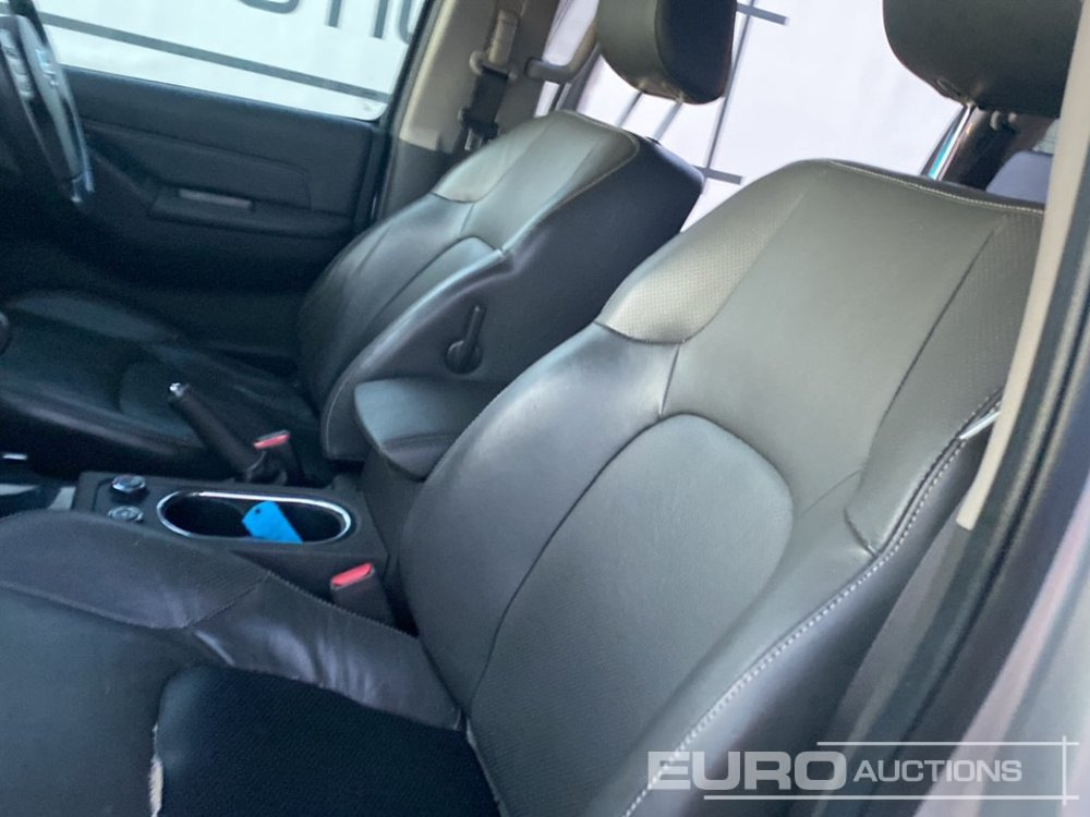 SUV 2014 Nissan Pathfinder: foto 26 SUV 2014 Nissan Pathfinder: foto 26