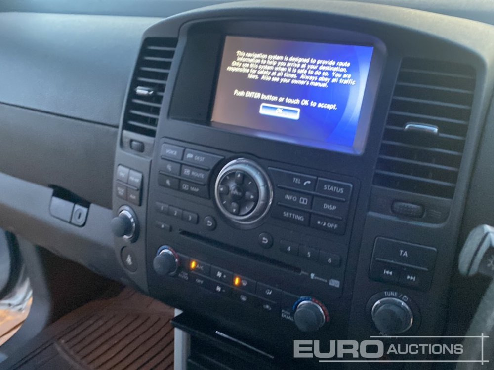 SUV 2014 Nissan Pathfinder: foto 32 SUV 2014 Nissan Pathfinder: foto 32