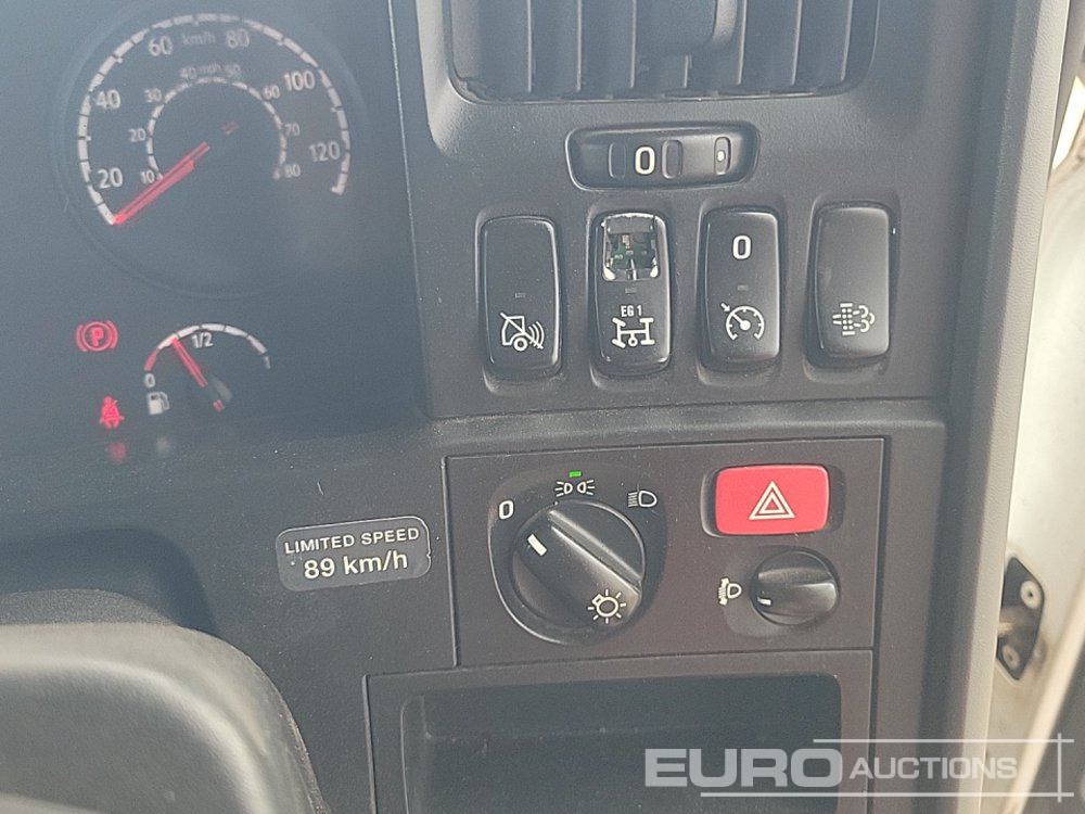 Kravas automašīna pašizgāzējs 2014 Scania P410: foto 37