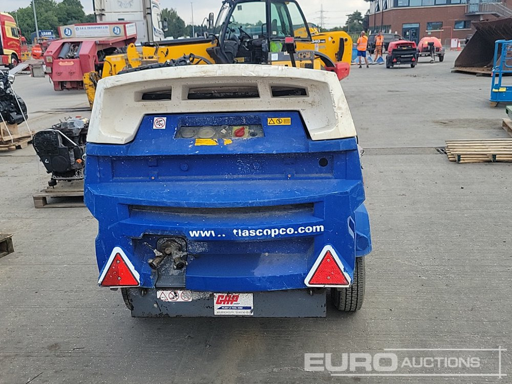 2015 Atlas Copco XAS 67 - Gaisa kompresors: foto 4 2015 Atlas Copco XAS 67 - Gaisa kompresors: foto 4
