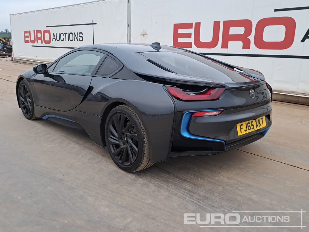 2015 BMW I8 - Vieglā automašīna: foto 3 2015 BMW I8 - Vieglā automašīna: foto 3