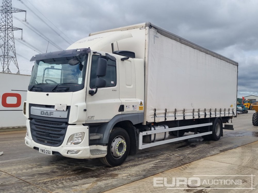 2015 DAF CF250 - Kravas automašīna ar tentu: foto 1 2015 DAF CF250 - Kravas automašīna ar tentu: foto 1