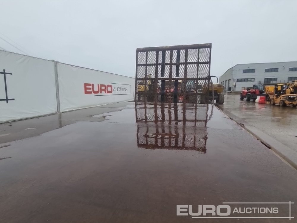 Bortu kravas automašīna/ Platforma pārvadāšana smagās tehnikas 2015 DAF LF210: foto 15 Bortu kravas automašīna/ Platforma pārvadāšana smagās tehnikas 2015 DAF LF210: foto 15