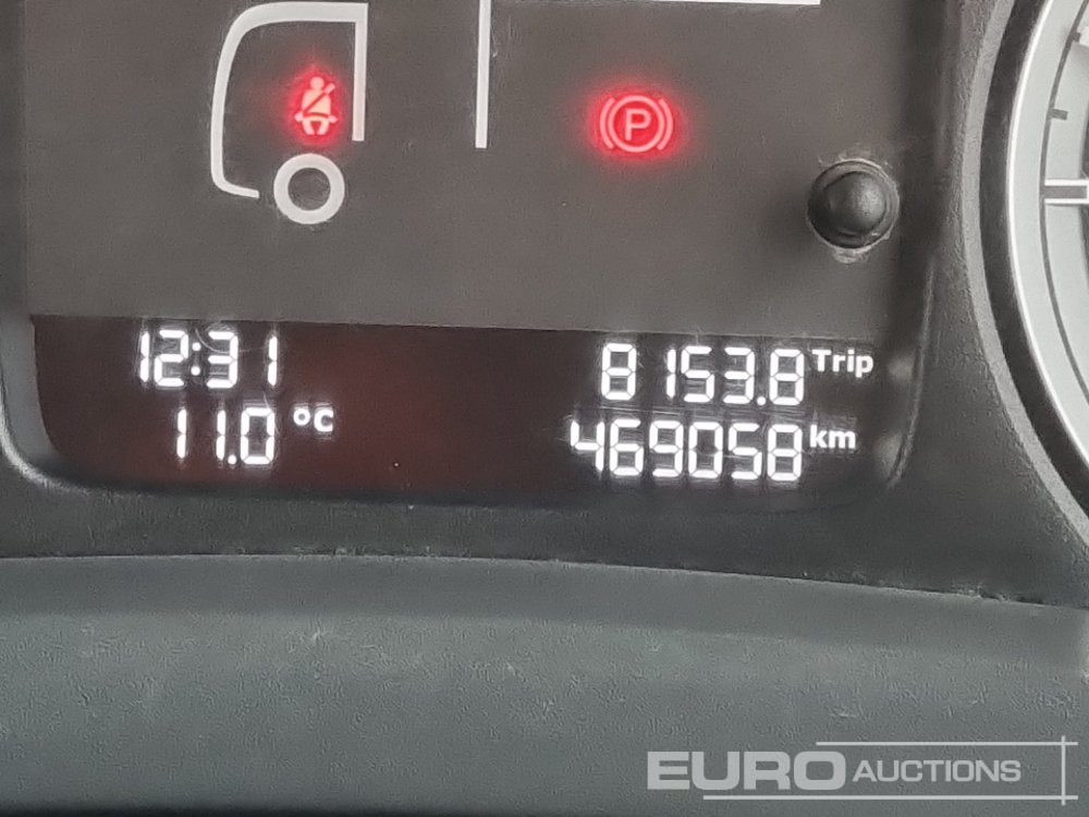 Bortu kravas automašīna/ Platforma pārvadāšana smagās tehnikas 2015 DAF LF210: foto 35 Bortu kravas automašīna/ Platforma pārvadāšana smagās tehnikas 2015 DAF LF210: foto 35