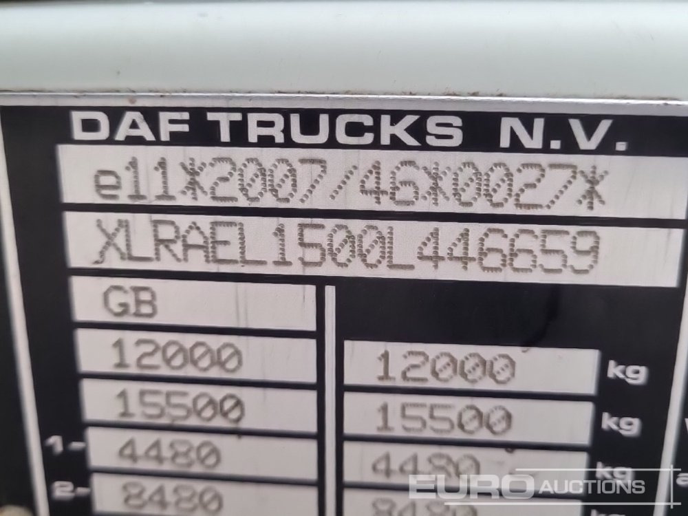 Bortu kravas automašīna/ Platforma pārvadāšana smagās tehnikas 2015 DAF LF210: foto 38 Bortu kravas automašīna/ Platforma pārvadāšana smagās tehnikas 2015 DAF LF210: foto 38