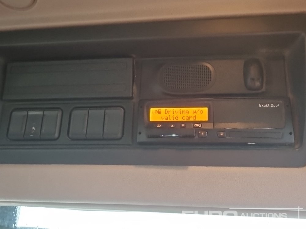 Bortu kravas automašīna/ Platforma pārvadāšana smagās tehnikas 2015 DAF LF210: foto 29 Bortu kravas automašīna/ Platforma pārvadāšana smagās tehnikas 2015 DAF LF210: foto 29