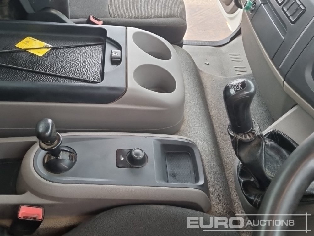 Bortu kravas automašīna/ Platforma pārvadāšana smagās tehnikas 2015 DAF LF210: foto 27 Bortu kravas automašīna/ Platforma pārvadāšana smagās tehnikas 2015 DAF LF210: foto 27