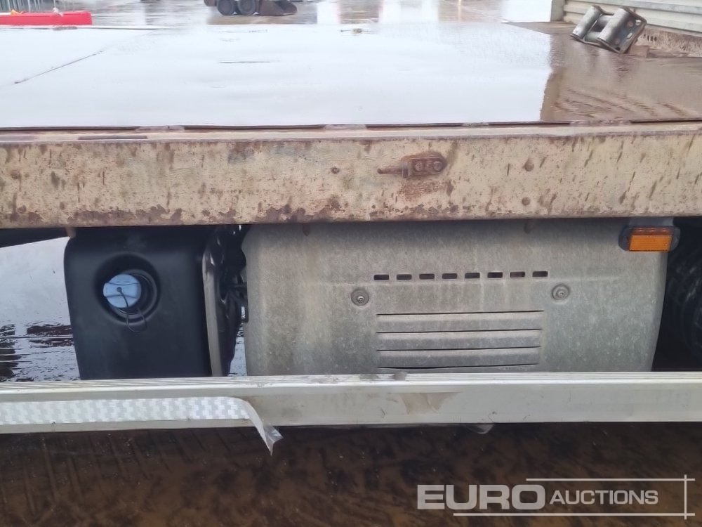 Bortu kravas automašīna/ Platforma pārvadāšana smagās tehnikas 2015 DAF LF210: foto 21 Bortu kravas automašīna/ Platforma pārvadāšana smagās tehnikas 2015 DAF LF210: foto 21